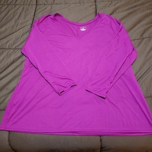 Long sleeve magenta tshirt